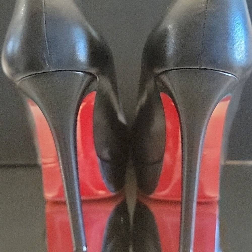 Christian Louboutin Black Kid Leather Bianca 140 Heel Pumps - Picture 8 of 13
